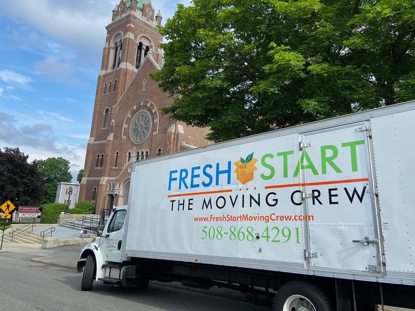 Stress-free packing and moving services in MA Top-notch packing and moving services in Oakham, MA